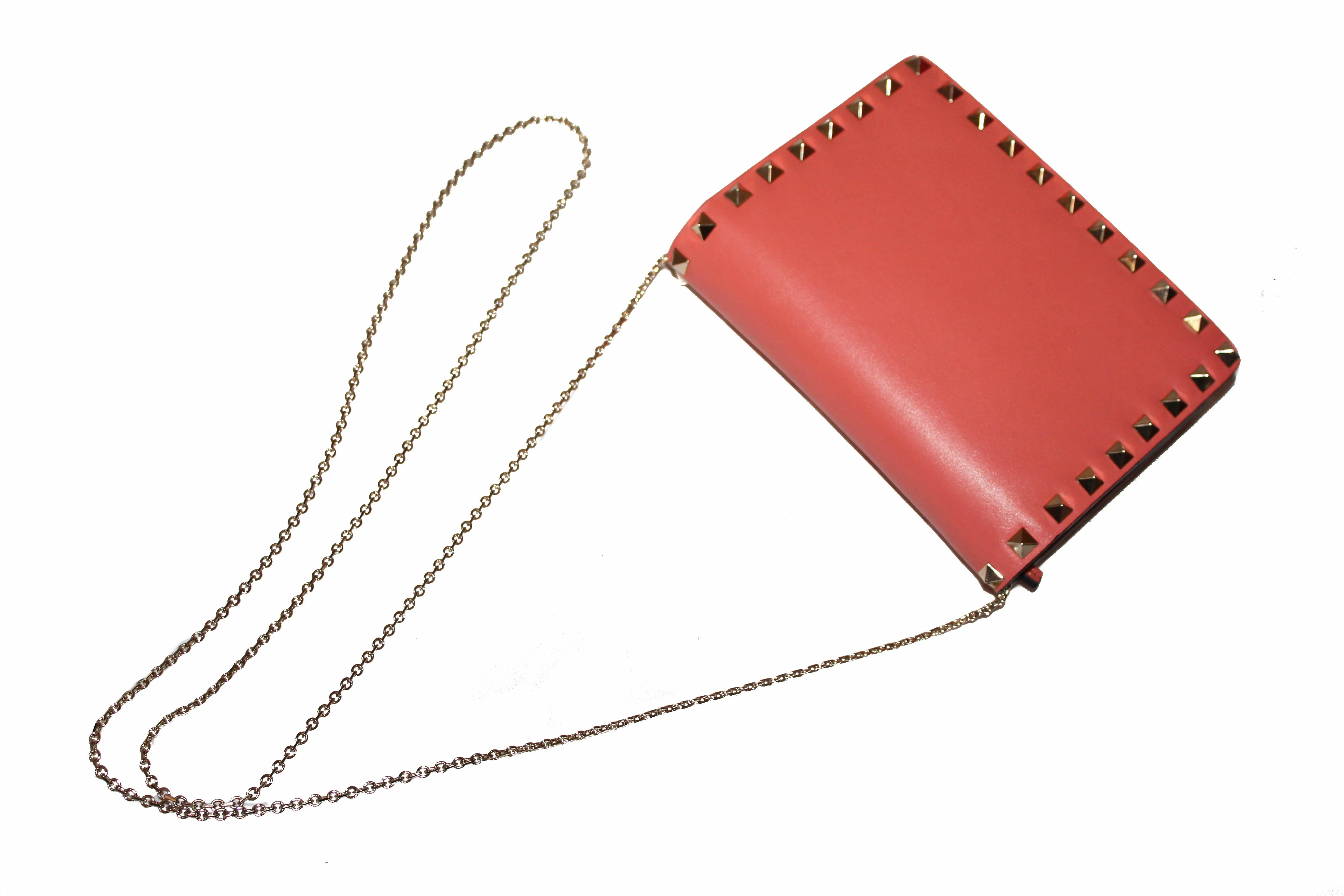 Authentic Valentino Garavani Coral Rockstud Calfskin Chain Pouch