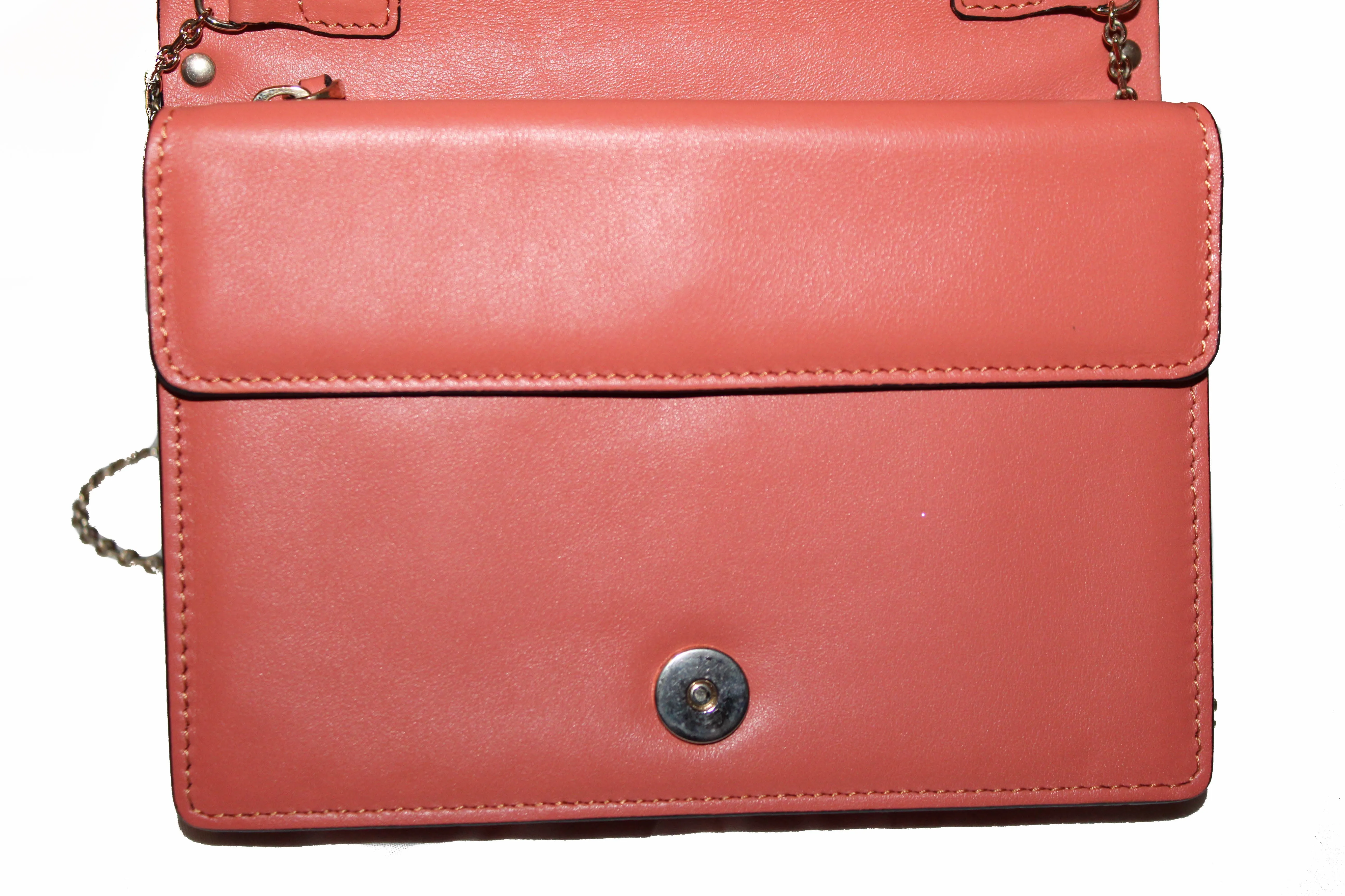 Authentic Valentino Garavani Coral Rockstud Calfskin Chain Pouch