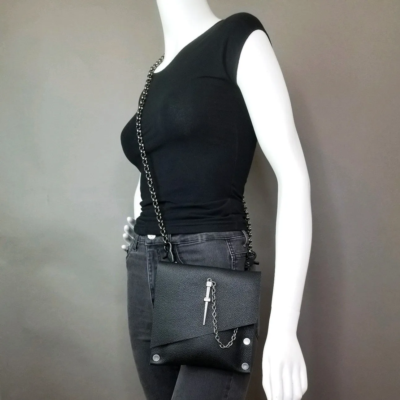 Black Leather Convertible Fanny Pack