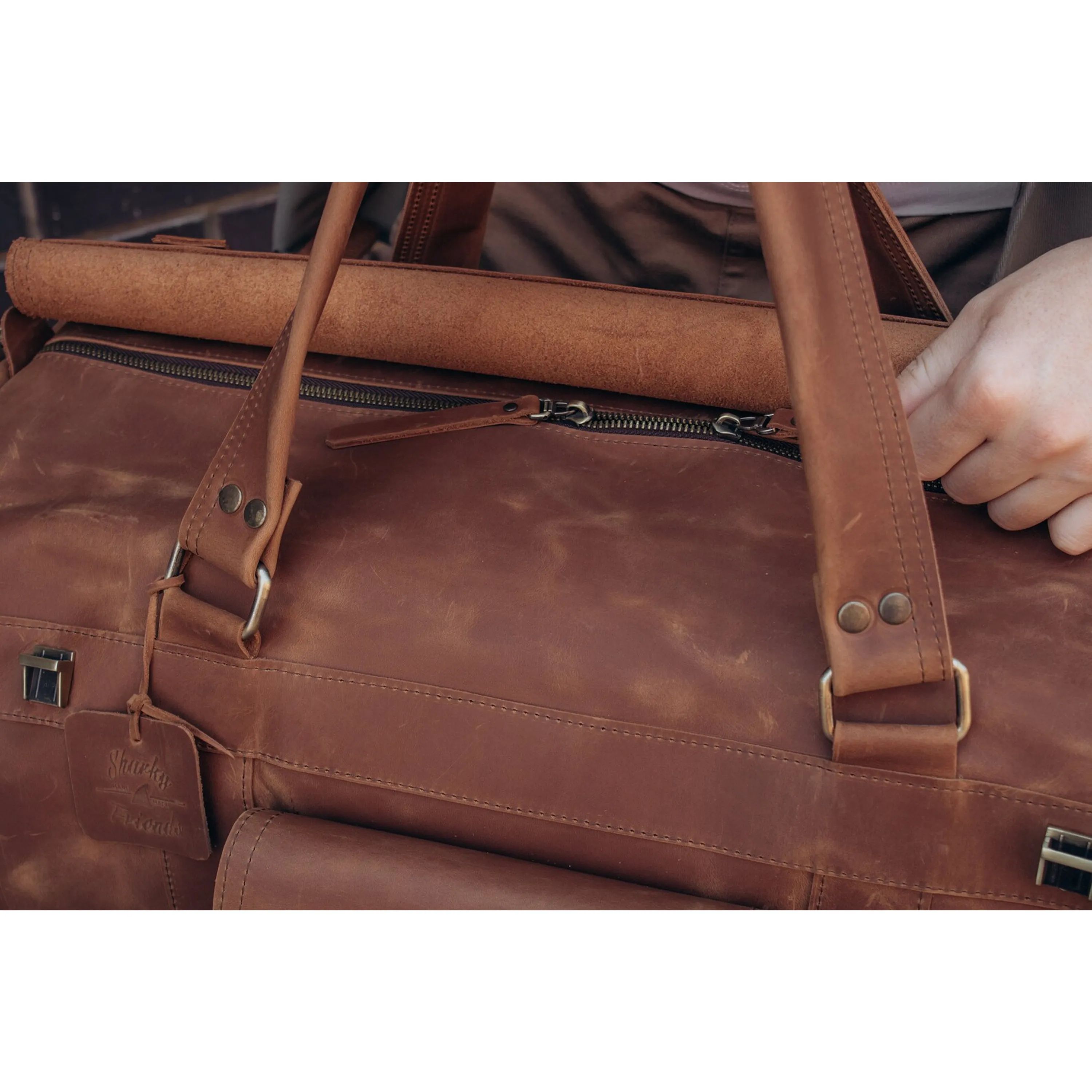 Dazzlo Genuine Leather Duffle Bag - Black/Chocolate/Olive/Tobacco/Whiskey/Caramel/Wine/Dark Green/Denim/Navy Blue/Red - 23.6"