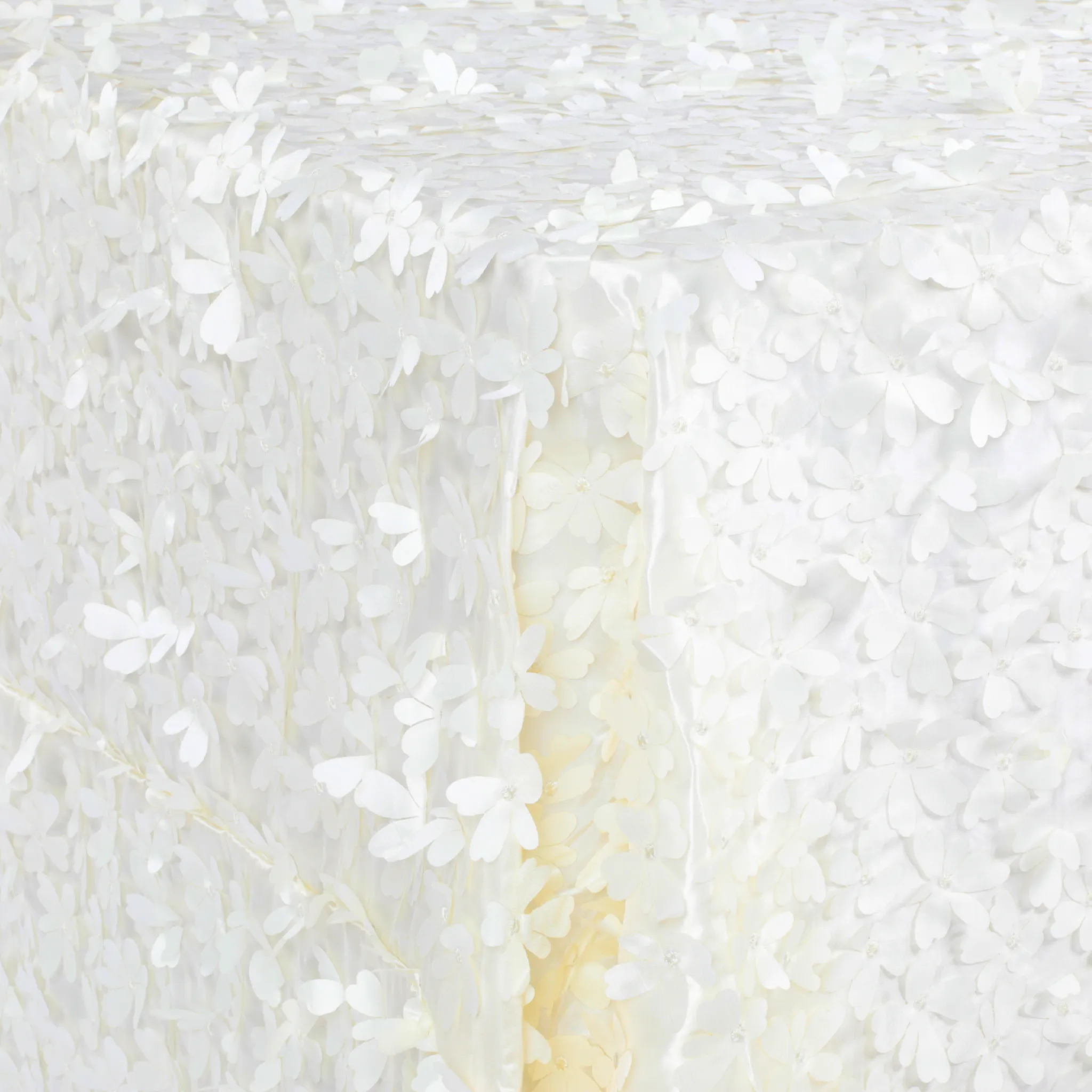 Flower Petal Taffeta Tablecloth 90"x156" Rectangular - Ivory