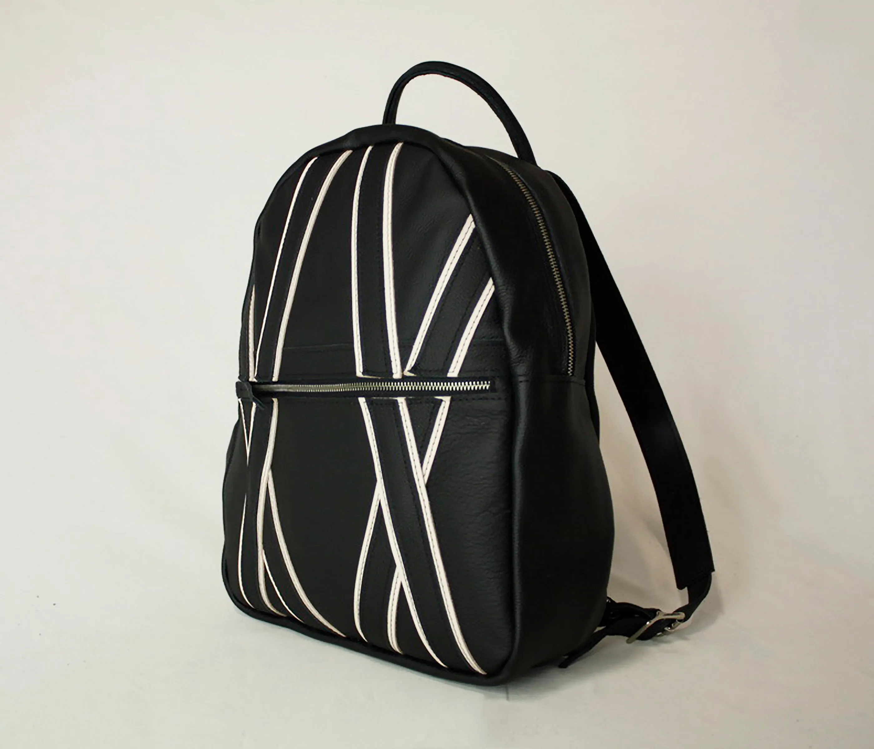 Kingsley - Black