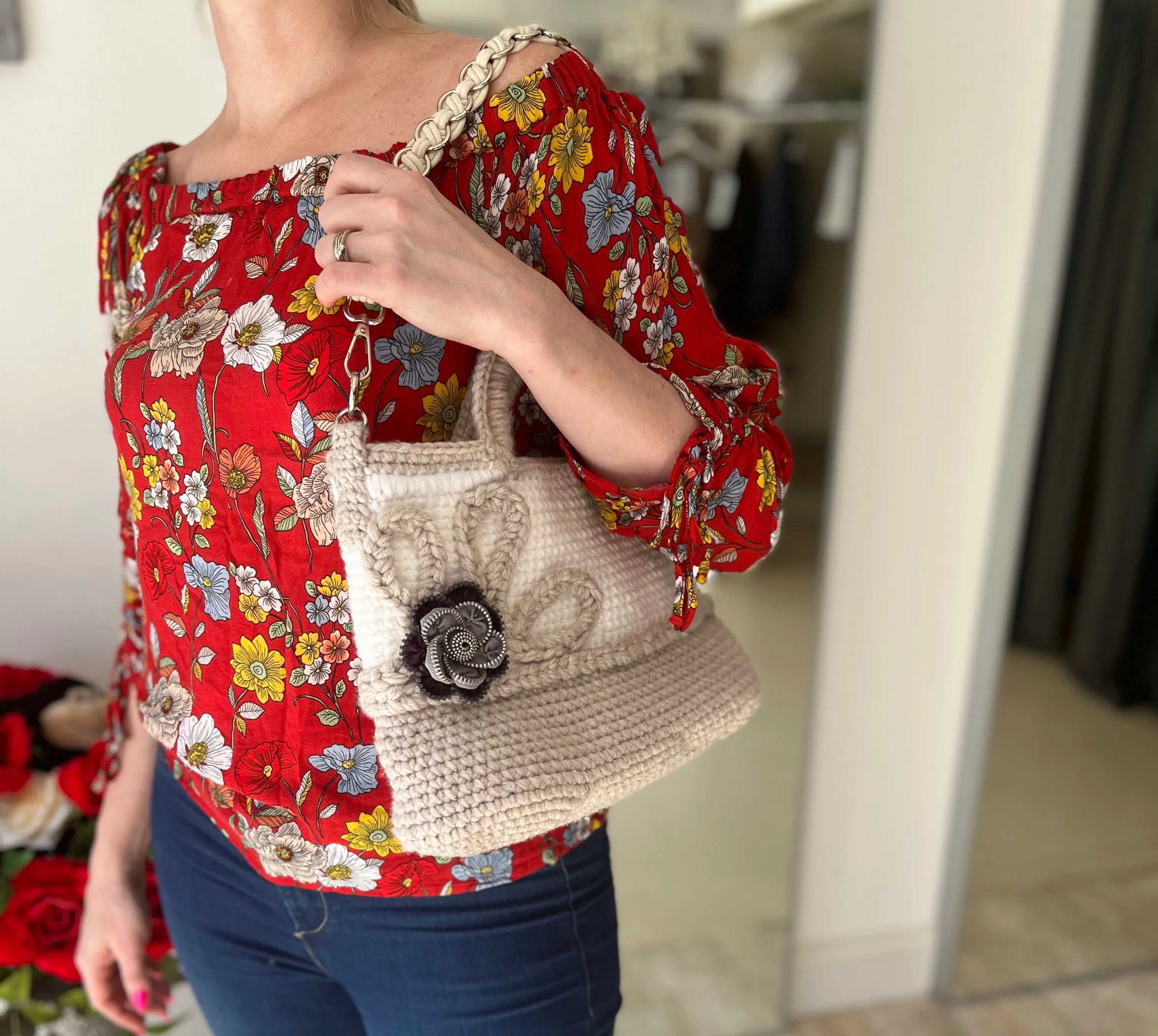 Knitted Fashionable Handbag, Light Summer