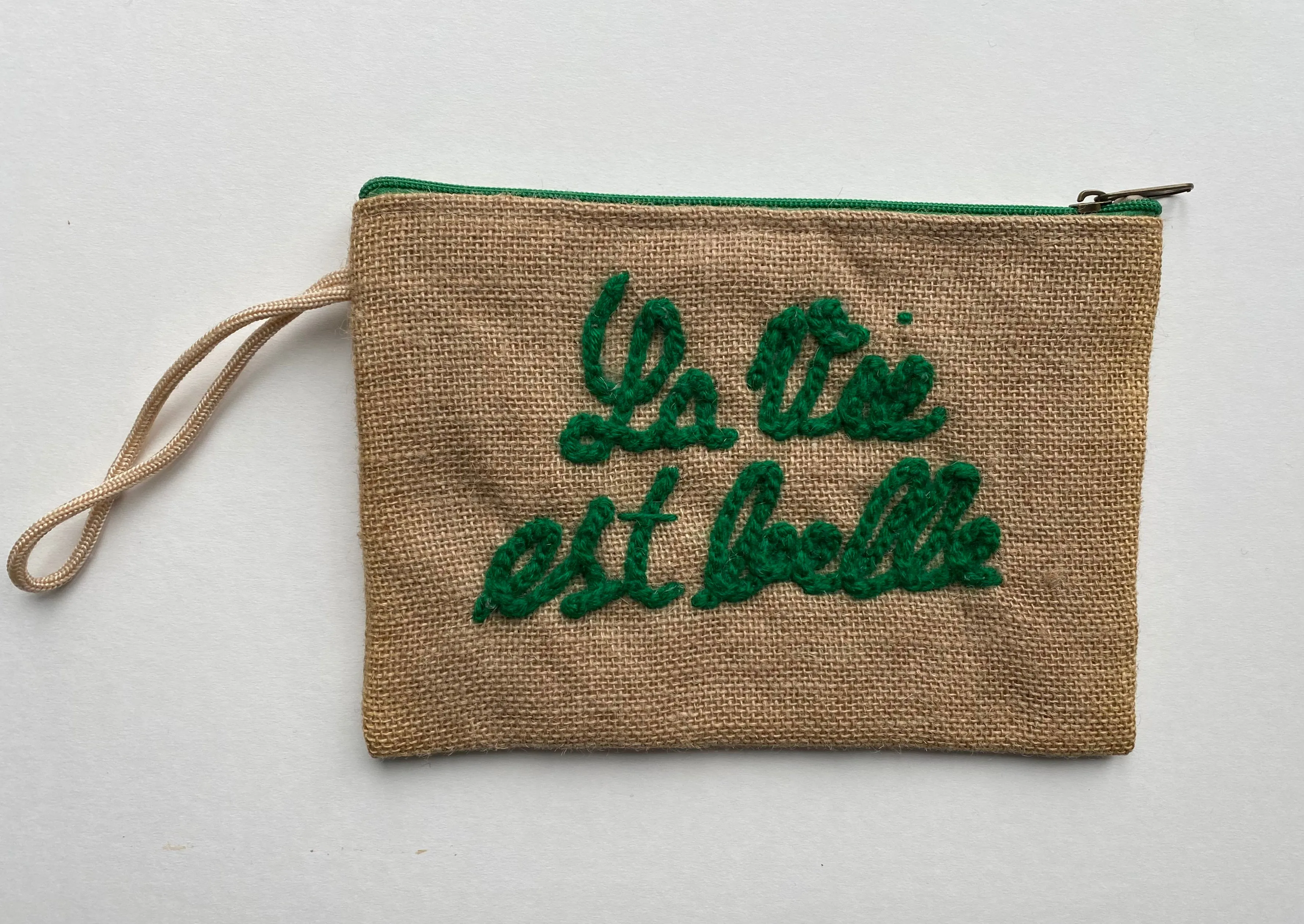 La Vie Et Belle Raffia Clutch - Various Colours