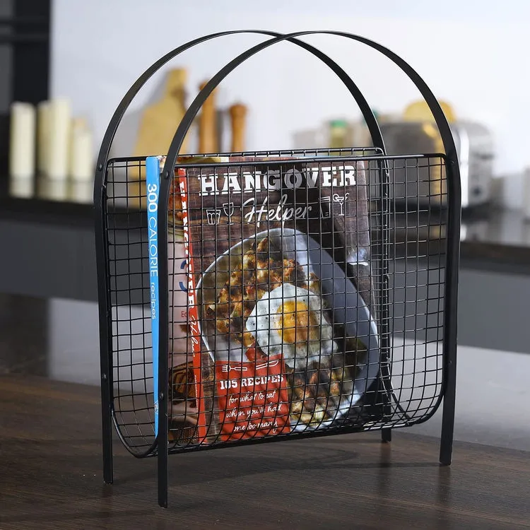 Mid-Century Magazine Rack, Matte Black Tone Metal Mesh Freestanding Magazine Organizer Holder Sling