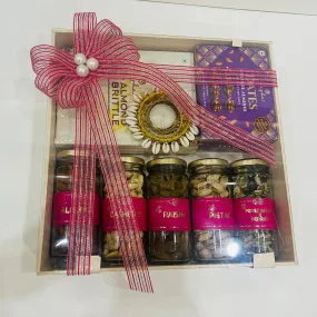 Premium Gift Hamper Containing Dry fruits