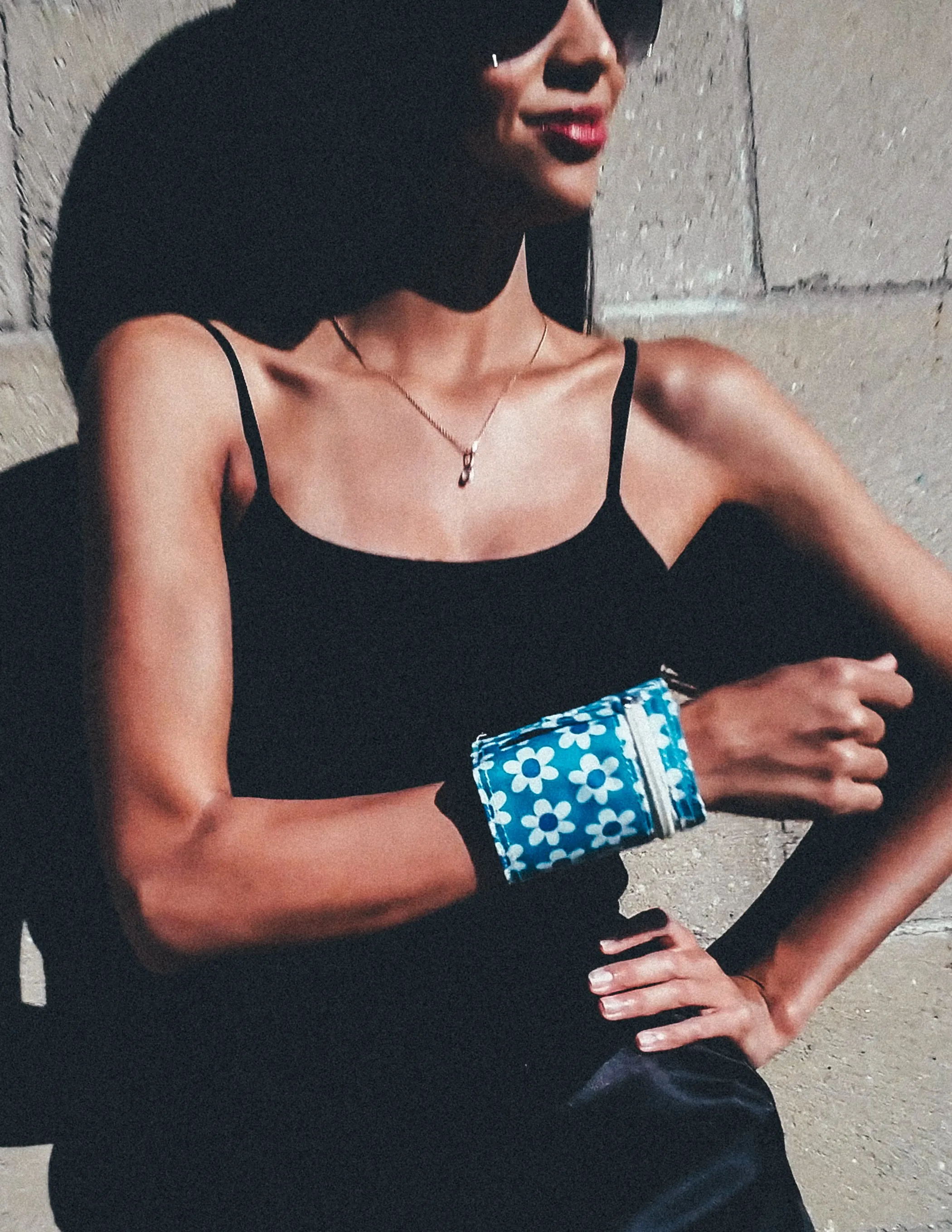 Stash Wrap | Wrist Wallet | Blue Daisy